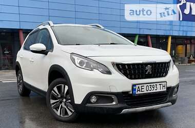 Внедорожник / Кроссовер Peugeot 2008 2017 в Киеве