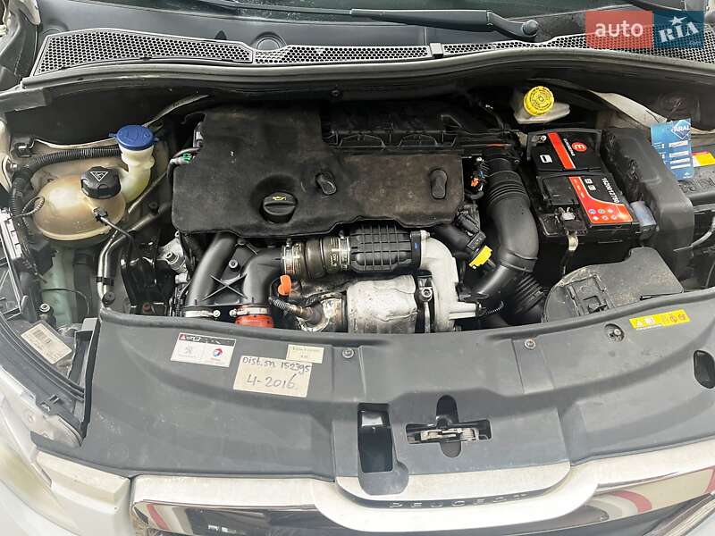 Внедорожник / Кроссовер Peugeot 2008 2013 в Шептицькому