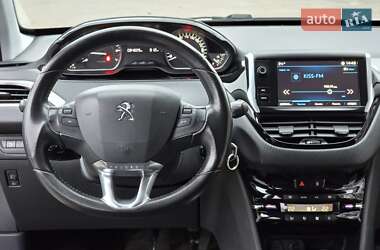 Внедорожник / Кроссовер Peugeot 2008 2017 в Харькове