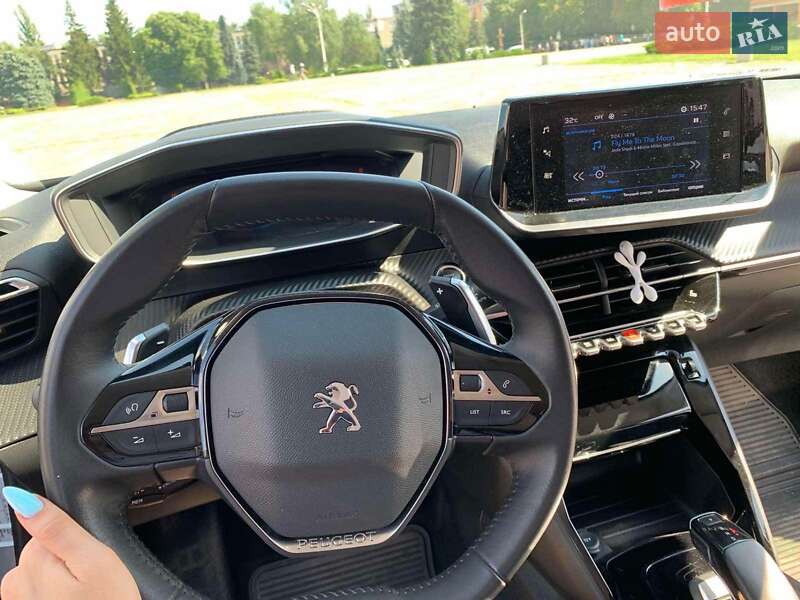 Внедорожник / Кроссовер Peugeot 2008 2021 в Кременчуге