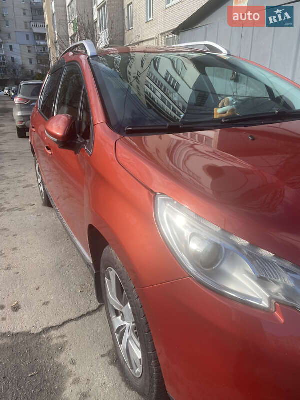 Внедорожник / Кроссовер Peugeot 2008 2014 в Виннице
