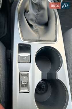 Внедорожник / Кроссовер Peugeot 2008 2020 в 