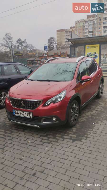 Внедорожник / Кроссовер Peugeot 2008 2017 в Киеве