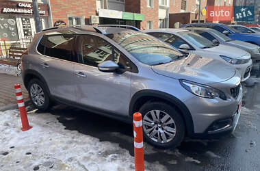 Внедорожник / Кроссовер Peugeot 2008 2017 в Очакове