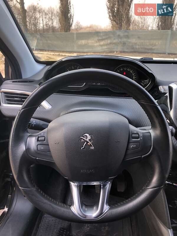 Внедорожник / Кроссовер Peugeot 2008 2019 в Полтаве