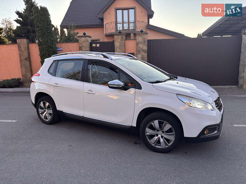 Позашляховик / Кросовер Peugeot 2008 2015 в Житомирі