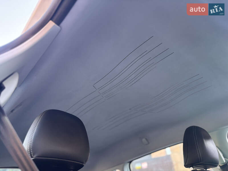 Позашляховик / Кросовер Peugeot 2008 2015 в Житомирі