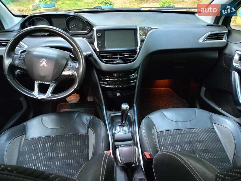 Позашляховик / Кросовер Peugeot 2008 2013 в Рівному фото 29 Позашляховик / Кросовер Peugeot 2008 2013 в Рівному