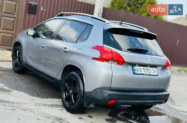 Позашляховик / Кросовер Peugeot 2008 2013 в 