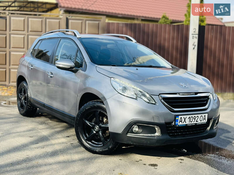 Позашляховик / Кросовер Peugeot 2008 2013 в 