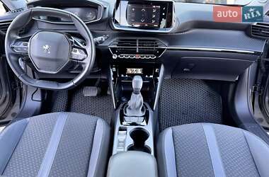 Внедорожник / Кроссовер Peugeot 2008 2020 в 