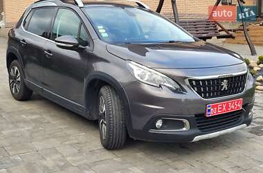 Внедорожник / Кроссовер Peugeot 2008 2018 в 