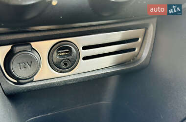 Внедорожник / Кроссовер Peugeot 2008 2013 в 