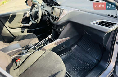 Внедорожник / Кроссовер Peugeot 2008 2013 в 