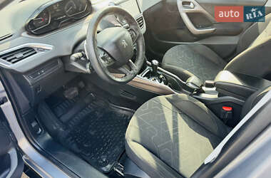 Внедорожник / Кроссовер Peugeot 2008 2013 в 