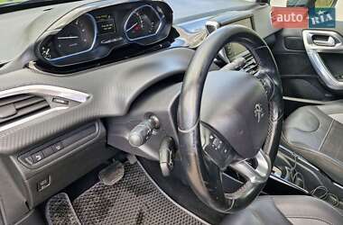Позашляховик / Кросовер Peugeot 2008 2018 в 