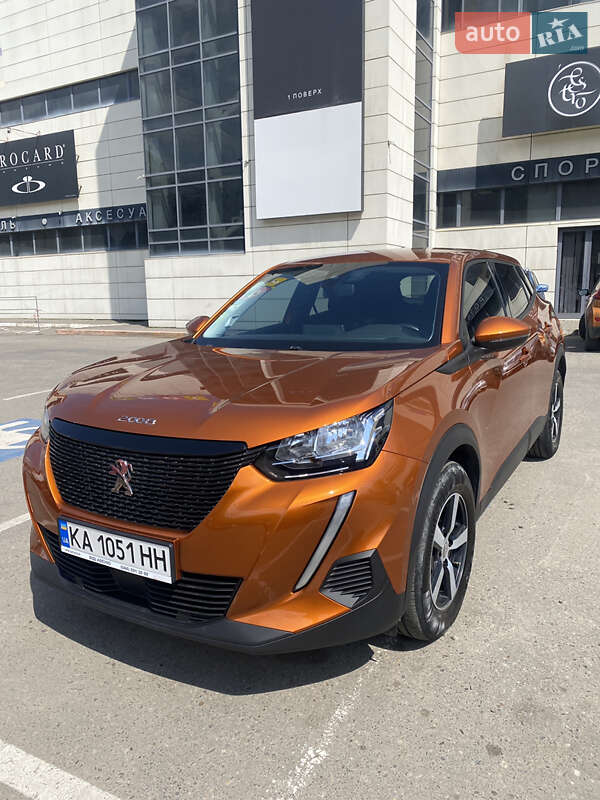 Внедорожник / Кроссовер Peugeot 2008 2020 в 