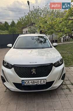Внедорожник / Кроссовер Peugeot 2008 2021 в Василькове