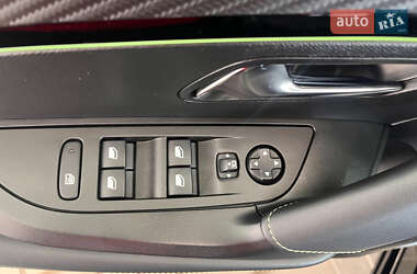 Внедорожник / Кроссовер Peugeot 2008 2022 в 