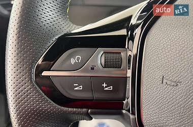 Внедорожник / Кроссовер Peugeot 2008 2022 в 