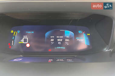 Внедорожник / Кроссовер Peugeot 2008 2022 в 