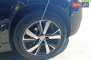 Внедорожник / Кроссовер Peugeot 2008 2013 в 