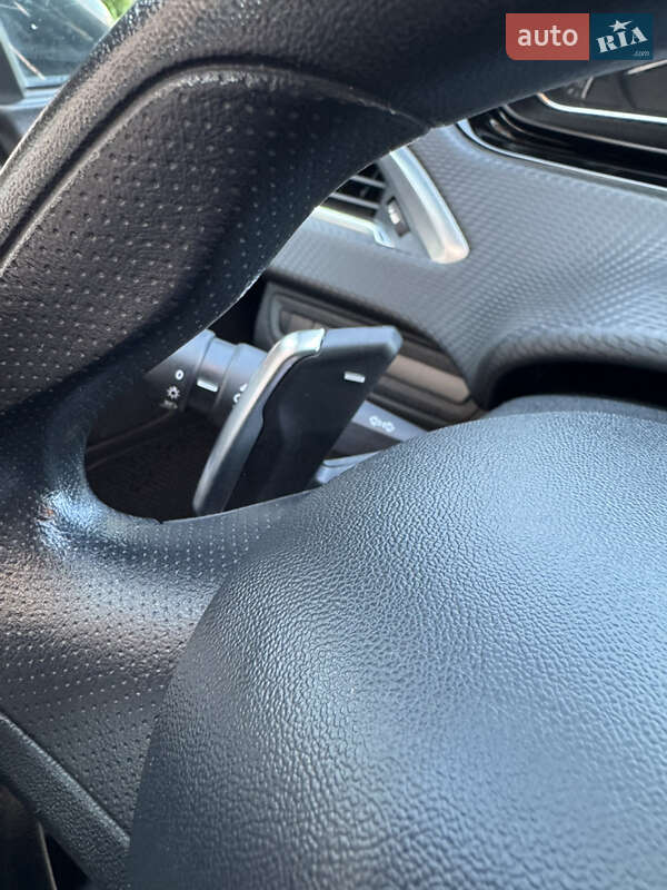 Позашляховик / Кросовер Peugeot 2008 2013 в Косові