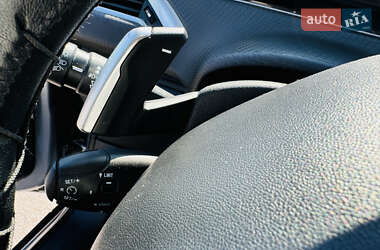 Внедорожник / Кроссовер Peugeot 2008 2013 в 