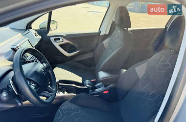 Внедорожник / Кроссовер Peugeot 2008 2013 в 