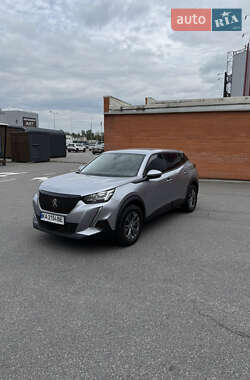 Внедорожник / Кроссовер Peugeot 2008 2020 в Киеве