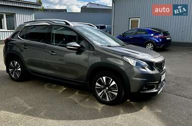 Внедорожник / Кроссовер Peugeot 2008 2018 в 