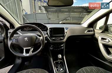 Внедорожник / Кроссовер Peugeot 2008 2018 в 