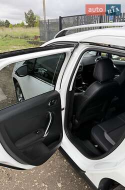 Внедорожник / Кроссовер Peugeot 2008 2013 в 