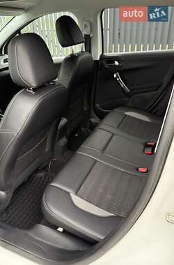Внедорожник / Кроссовер Peugeot 2008 2013 в 