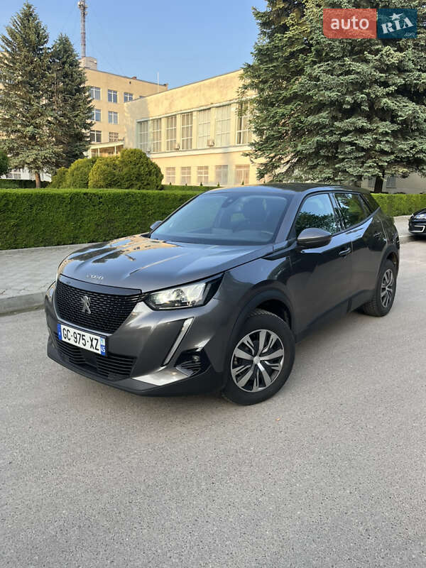 Peugeot 2008 2021