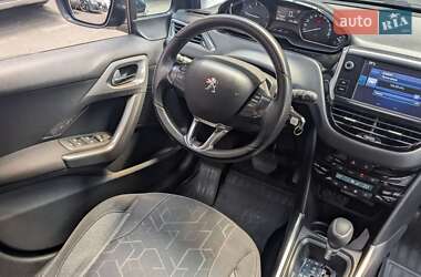 Внедорожник / Кроссовер Peugeot 2008 2016 в 
