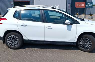 Внедорожник / Кроссовер Peugeot 2008 2016 в 