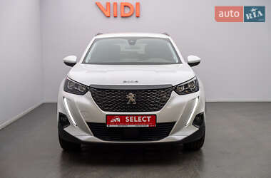 Внедорожник / Кроссовер Peugeot 2008 2021 в Киеве