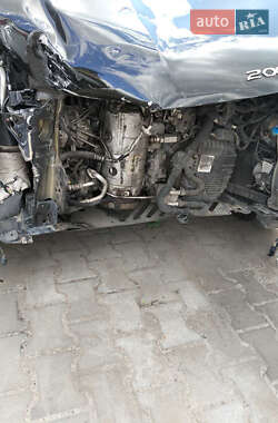 Позашляховик / Кросовер Peugeot 2008 2021 в 
