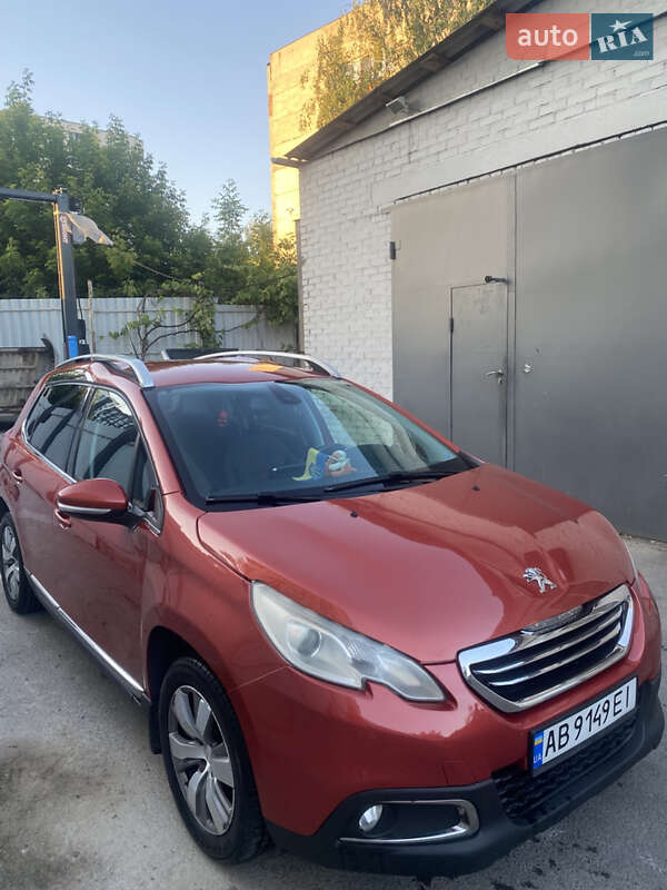 Внедорожник / Кроссовер Peugeot 2008 2014 в Виннице