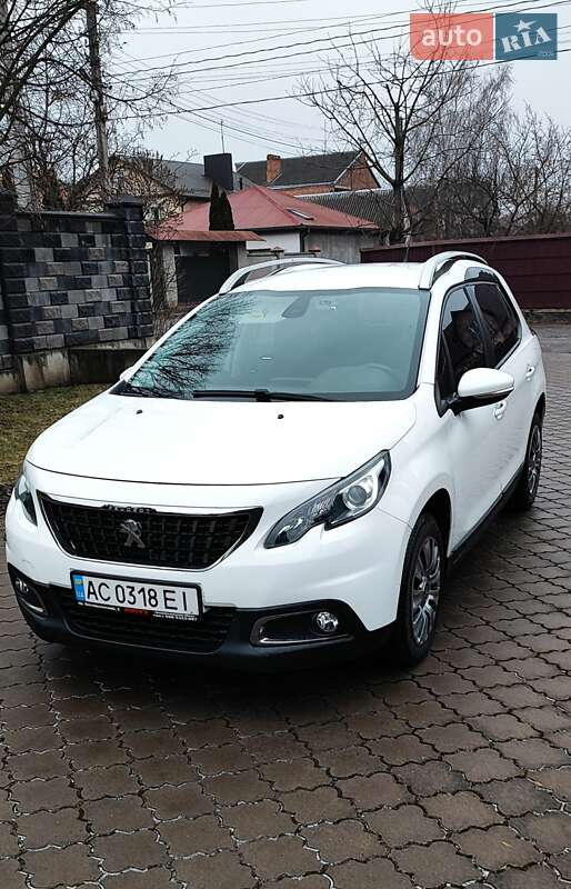 Внедорожник / Кроссовер Peugeot 2008 2017 в Луцке фото 5 Внедорожник / Кроссовер Peugeot 2008 2017 в Луцке