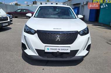 Внедорожник / Кроссовер Peugeot 2008 2021 в 