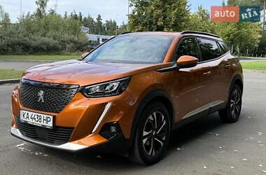Внедорожник / Кроссовер Peugeot 2008 2020 в Киеве