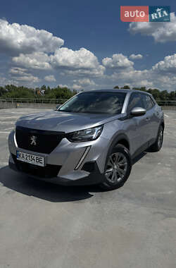 Внедорожник / Кроссовер Peugeot 2008 2020 в Киеве