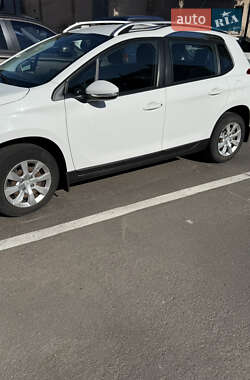 Позашляховик / Кросовер Peugeot 2008 2014 в Черкасах