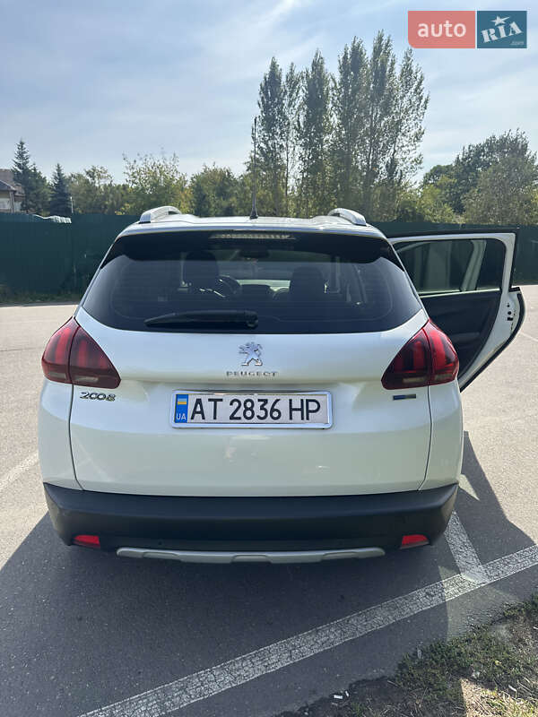 Позашляховик / Кросовер Peugeot 2008 2016 в Івано-Франківську