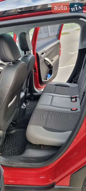 Позашляховик / Кросовер Peugeot 2008 2016 в Харкові