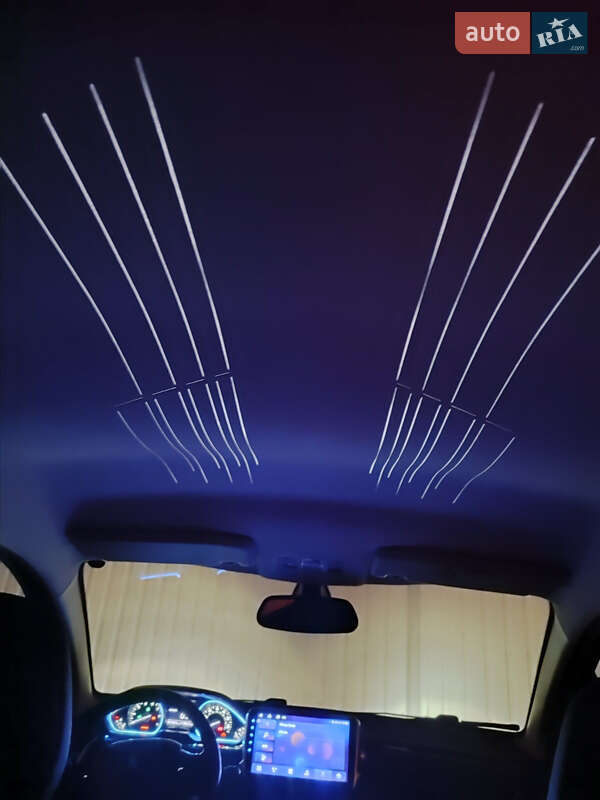 Peugeot 2008 2015