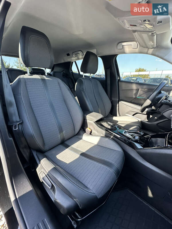 Внедорожник / Кроссовер Peugeot 2008 2021 в Ивано-Франковске