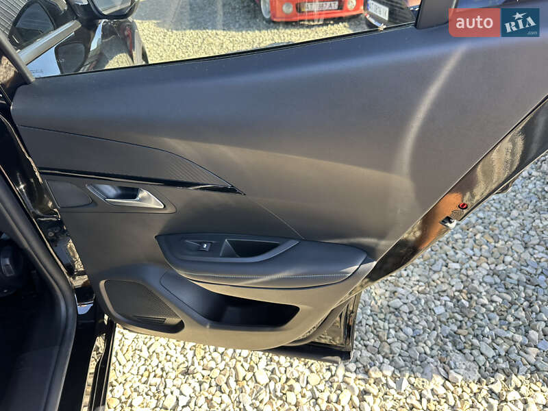 Внедорожник / Кроссовер Peugeot 2008 2021 в Ивано-Франковске